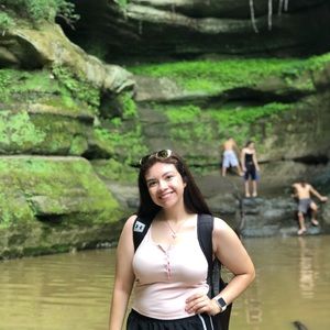 Meet your Posher, Daniela